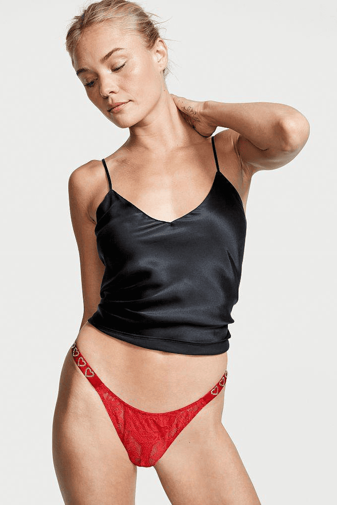 Трусики ЗІ СТРАЗАМИ З ДОСТУПОМ RED HEARTS Victoria`s