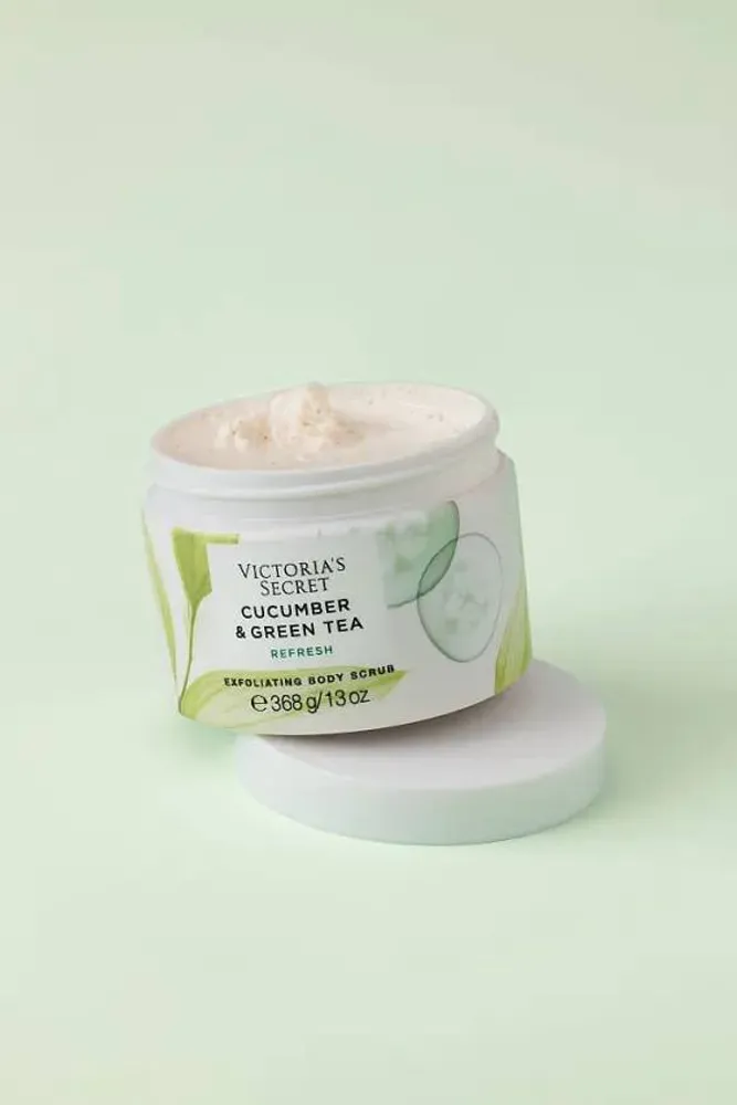 СКРАБ NATURAL CUCUMBER & GREEN TEA Victoria`s Secret