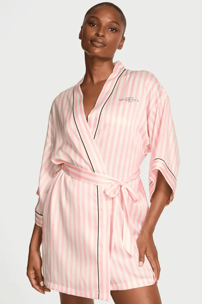 ХАЛАТ САТИНОВИЙ PINK STRIPE FASHION SHOW Victoria`s Secret